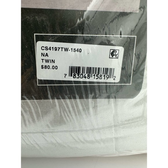 Pem America, Grace 2-Pc. Reversible Stripe Twin Comforter Set MSRP $80.00 - Picture 3 of 8